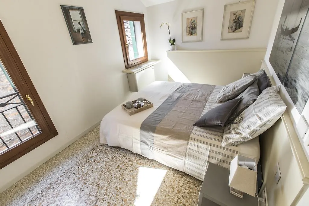 Lovely Venetian Apartment Venice Italy